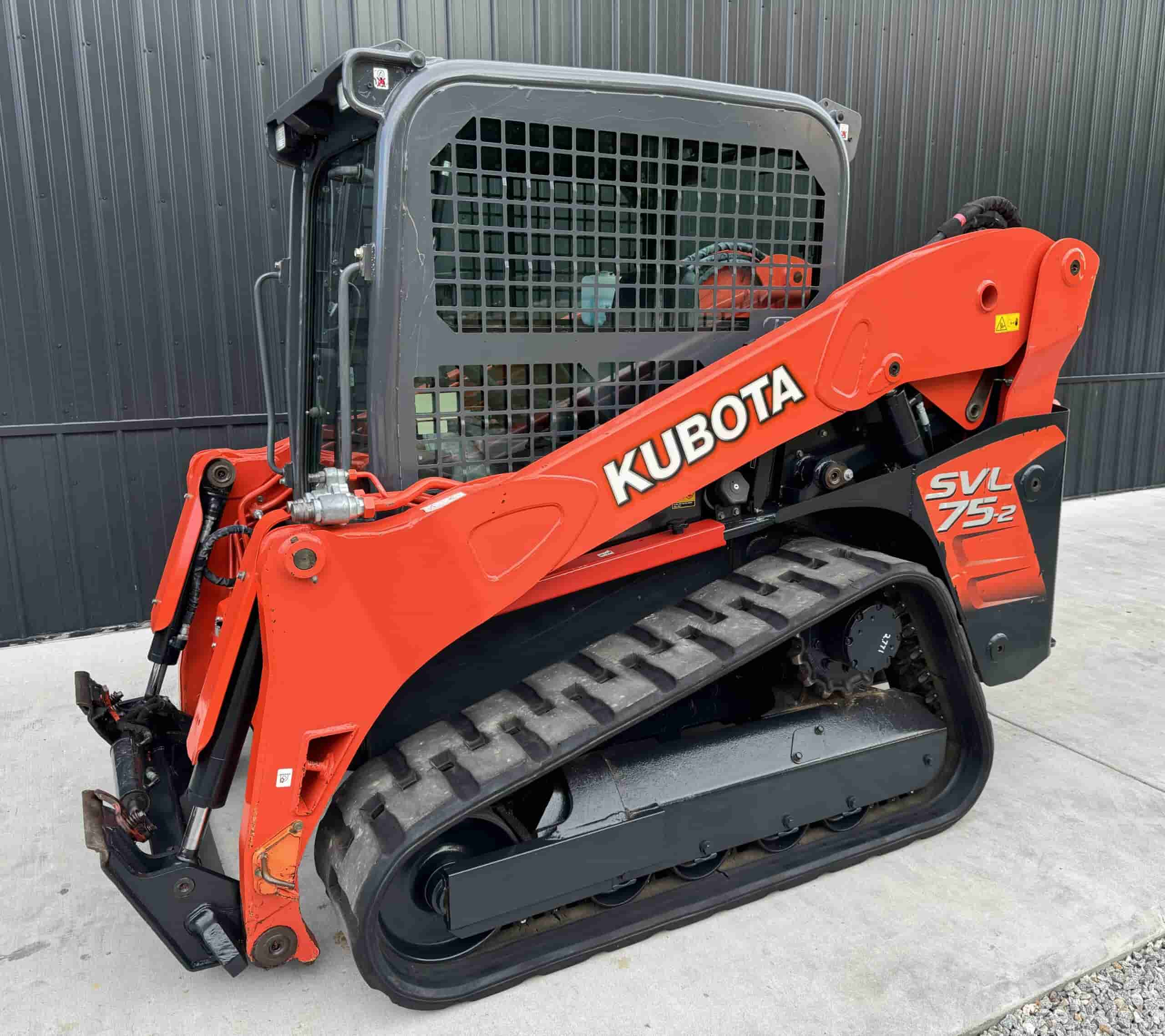 2017 KUBOTA SVL75-2
